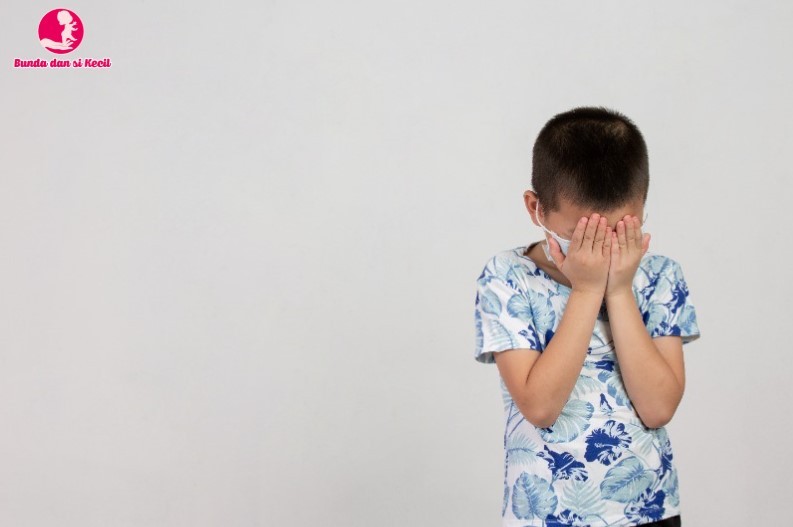 10 Tanda Anak Mengalami Masalah Sensori: Waspadai Sejak Dini, Bunda!
